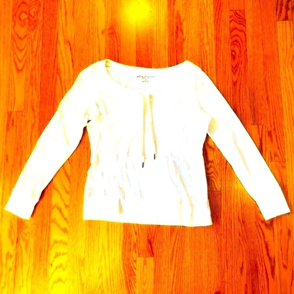 Eddie Bauer Long Sleeve & Gathered Neckline Blouse - Picture 1 of 7